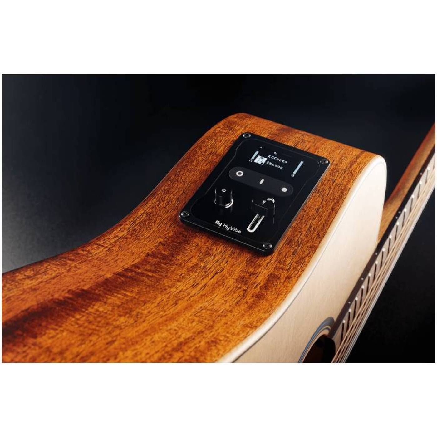 dt59708_100245_161522-1400x1400 1