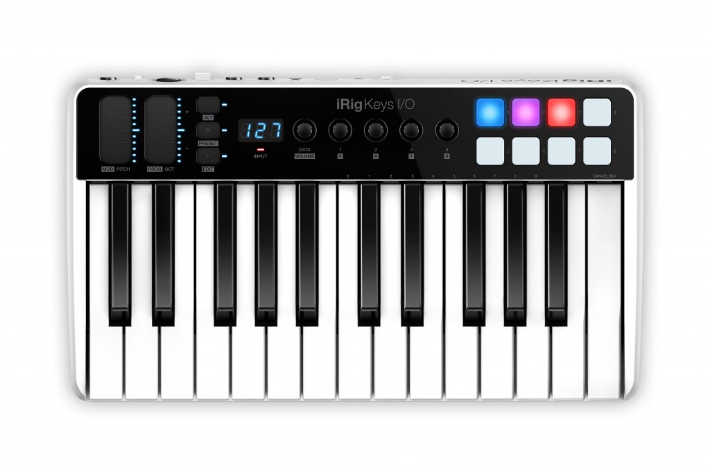 ikc-L-01_iRigKeys_25_IO_front 1