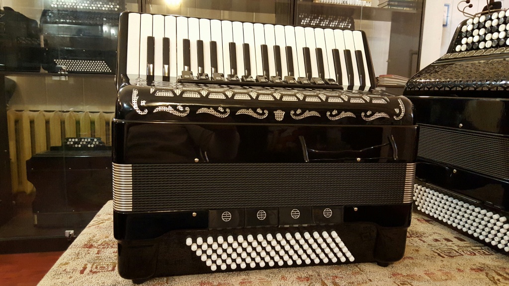 b3e69f45_0d21_11e6_844d_001e67103b78_b3e69f50_0d21_11e6_844d_001e67103b78