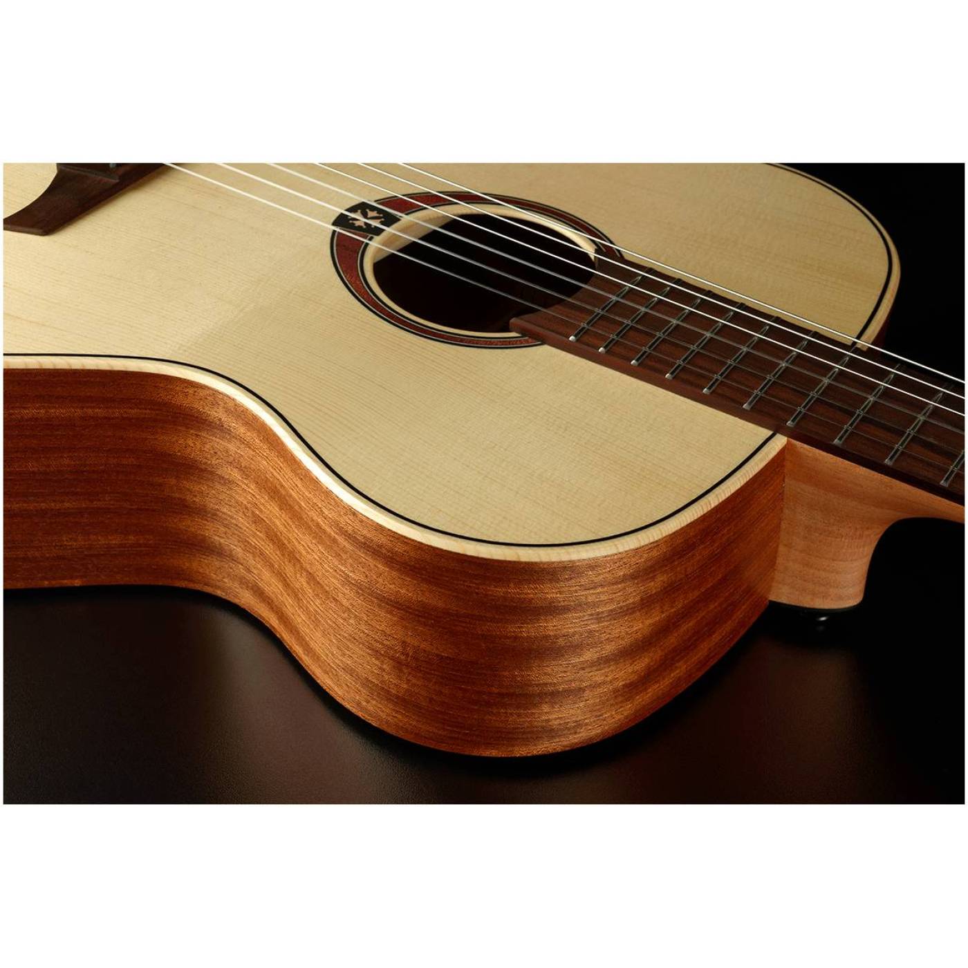 dt71038_86099_1142832-1400x1400 1